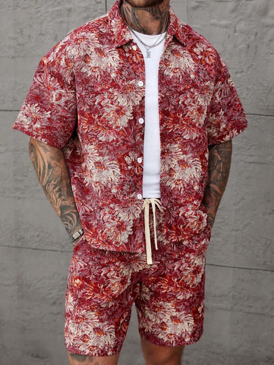 Manfinity Homme Conjunto de camiseta de manga corta y pantalones cortos con estampado aleatorio para hombre
