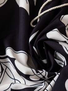 SHEIN 大码女装 时尚夏季V领流苏腰带连衣裙 褶皱腰部抽绳连衣裙 大码休闲连衣裙 短袖夏季连衣裙 大码波西米亚风连衣裙 系带短袖连衣裙 度假旅行流苏腰带连衣裙 春夏度假连衣裙 - 黑色 - 查看 3