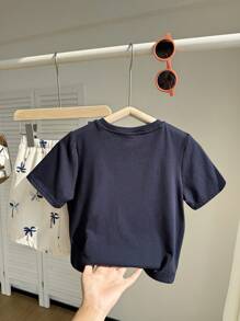 SHEIN 2pcs/Set Boys Casual Solid Color Loose Round Neck Short Sleeve Knit T-Shirt And Loose Woven Shorts Set, Suitable For School, Garden, Beach, Birthday Wear In Spring, Summer, Fall, Winter - Multicolor - View 5