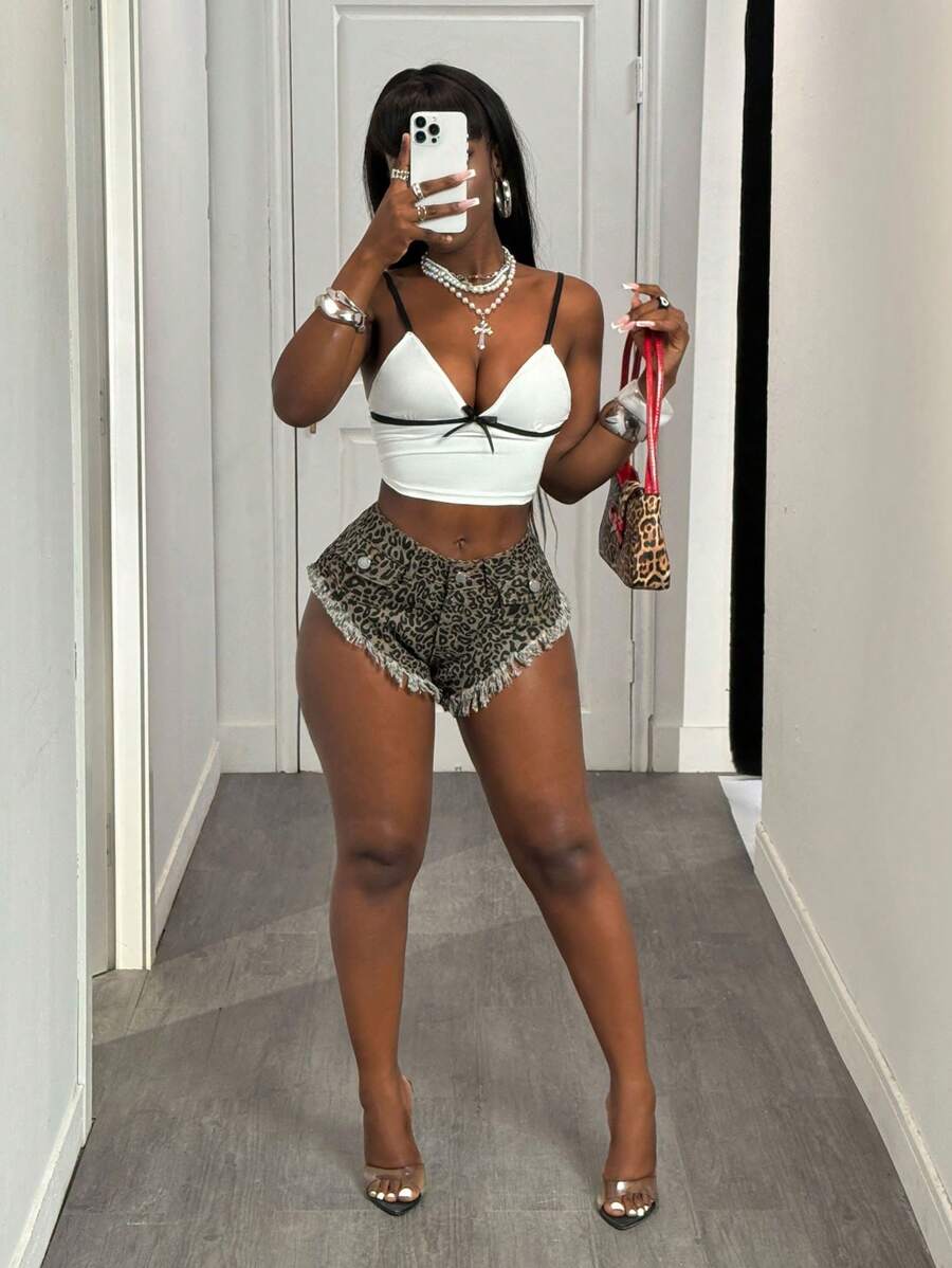 Slaydiva Women's Green Leopard Print Denim Shorts,Form-Fitting Ultra-Short Flowy Baggy Jeans For Summer,Club Night 4th Of July Short - Multicolor - View 1