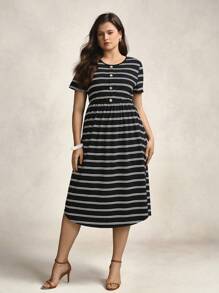 SHEIN LUNE Plus Size Women's Summer Resort Outfits Women's Round Neck Short Sleeve Striped Dress Nautical Casual For Women, Nautical Casual For Women, Resort Style Summer Beach Wedding Guest Women's Casual Dress, Summer Outfits Mother's Day Simple And Stylish, Old Money,Nautical Casual For Women,Navycore Midi Dress Old Money Navycore Dresses For Women Mother's Day Gift Mama Mother Day Seaside Holiday Outfit Striped Dress Casual Dress Sailor Dress Nautical Style Dress Blue And White Striped Loose Dress Outdoor Dress Comfortable Dress Everyday Wear Dress Short-Sleeved Striped Dress Striped Mid-Length Women's Dress Sun Hem Dress Midi Dress Cozy Fit Chillax Slouchy Casual Style Birthday Dresses For Women Summer Clothes Airport Outfit For Women Teacher Outfits For Women - Black and White - View 5