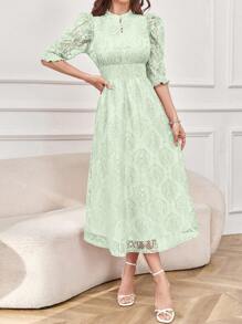 Modelyn اليوم الوطني السعودي فستان ماكسي أنيق لحفلات المساء مزين بالدانتيل وأزرار عند الوسط