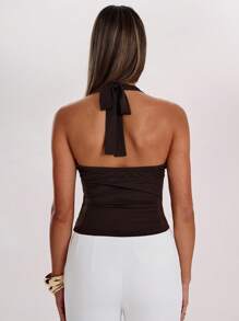 SHEIN BAE 这款女士棕色金属纽扣装饰性感上衣适合日常外出、通勤休闲、下午茶聚会、夏季穿着、乡村音乐会服装和度假穿着。 - 棕色 - 查看 2