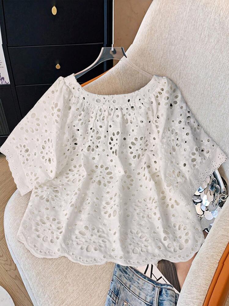 SHEIN Clasi เสื้อคลุมลำลองฤดูร้อนผู้หญิง ผ้าฝ้ายเมช ปักลาย หลวม - สีขาว - ดู 2