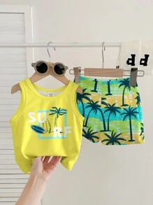 SHEIN Young Boy Casual Fashionable Printed Coconut Tree Pattern Vest And Patchwork Coconut Tree Print Shorts 2 Pieces Set, Suitable For Spring/Summer, Beach Vacation