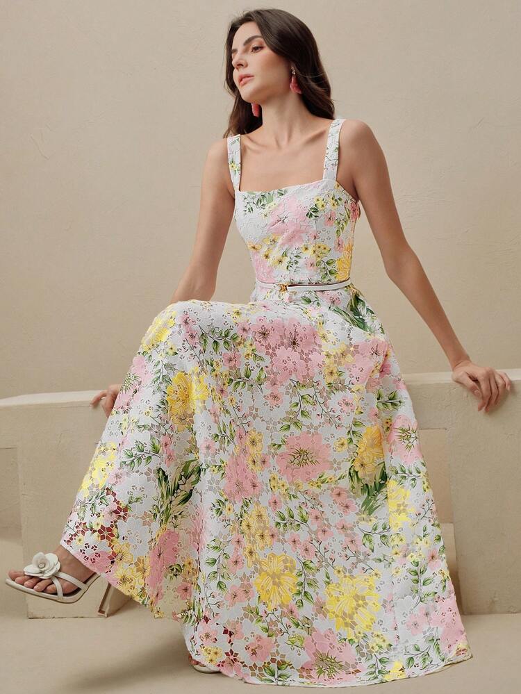 フレンチ ボタニカル レース プリント スリップドレス、Aライン シルエット、ウエストシンチデザイン、小花柄 シック ドレス、カントリーサイド スタイル