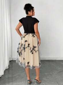 Elenzga 大码 V 领纯色拼布刺绣蝴蝶网眼腰部荷叶边 A 字形撞色衬里喇叭袖休闲连衣裙，适合约会 - 黑色 - 查看 2