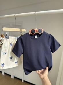 SHEIN 2pcs/Set Boys Casual Solid Color Loose Round Neck Short Sleeve Knit T-Shirt And Loose Woven Shorts Set, Suitable For School, Garden, Beach, Birthday Wear In Spring, Summer, Fall, Winter - Multicolor - View 2