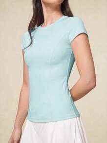OutZeal Maglietta tecnica sportiva da donna OutZeal, aderente, traspirante, in morbido tessuto in nylon, ideale per allenamenti e attività fisica