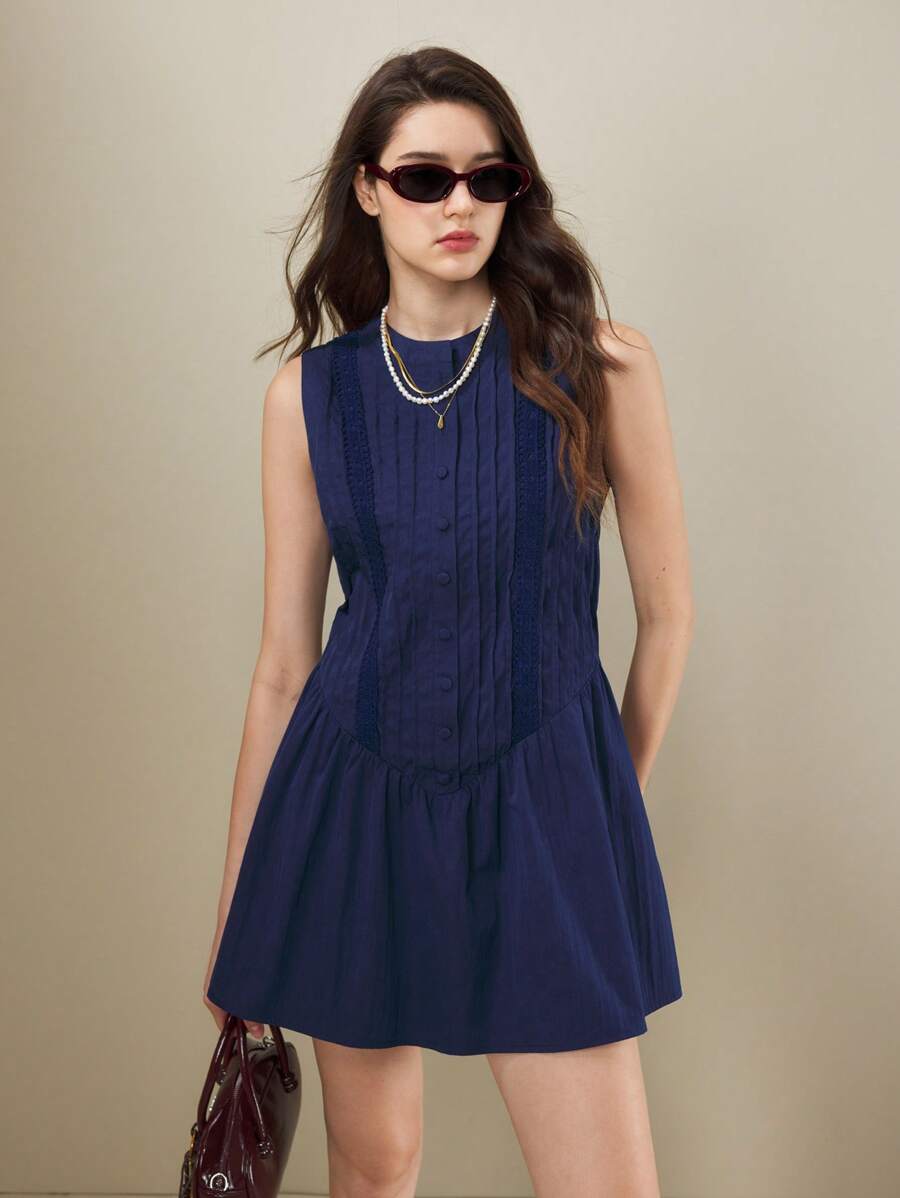 Muvela 女士纯色褶皱单排扣无袖迷你连衣裙，女士夏装，女士度假装