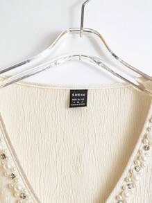 EMERY ROSE V-Neck Bubble Short Sleeve Textured Woven Non-Stretch Casual Women Shirt