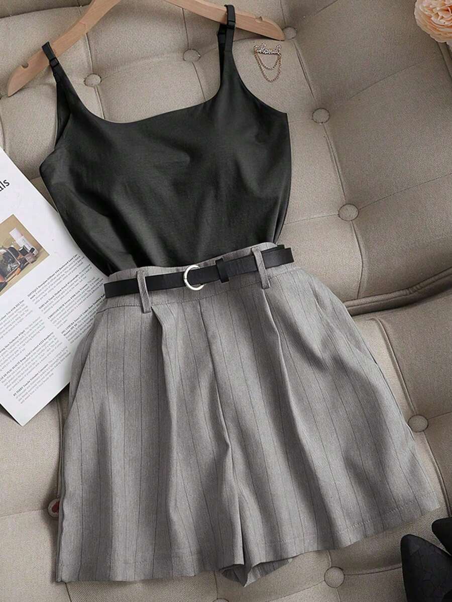 SHEIN PETITE 休闲百搭条纹宽松工装风阔腿七分裤,女款,春夏 - 灰色 - 查看 1
