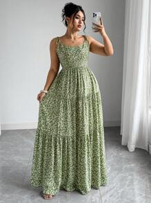 SHEIN Tall Plus Size Women Ditsy Floral Ruffled Hem Slip Dress, Vacation Style - Multicolor - View 5