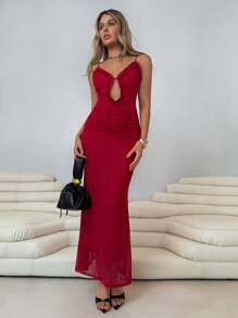 Roylia Vestido de tirantes rojo de malla con volantes en el bajo, diseño sexy calado, abertura en la espalda, silueta ajustada, para salir
