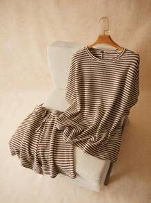 Elaquor Plus Size 2 Pieces Set: Summer Holiday T-Shirt And ShortsSummer Outfits For Women