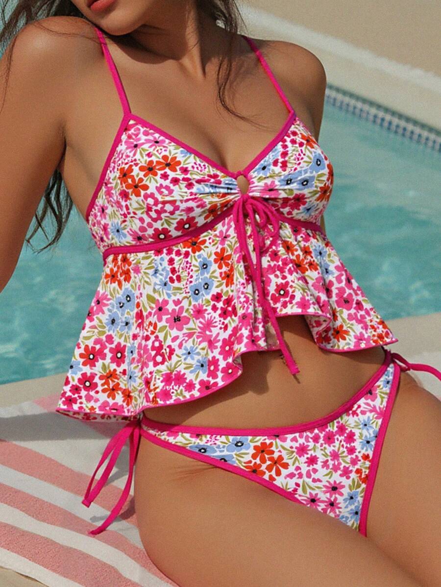 Swim Mod 2 件套女士碎花镂空系带前开式比基尼上衣和侧系带三角泳裤泳衣套装 - 彩色 - 查看 1