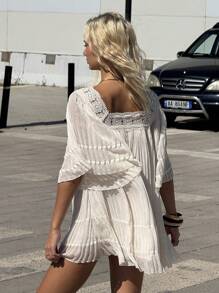 SHEIN ICON 波西米亚风格白色迷你连衣裙，3/4 喇叭袖，荷叶边，宽松版型，适合海滩度假