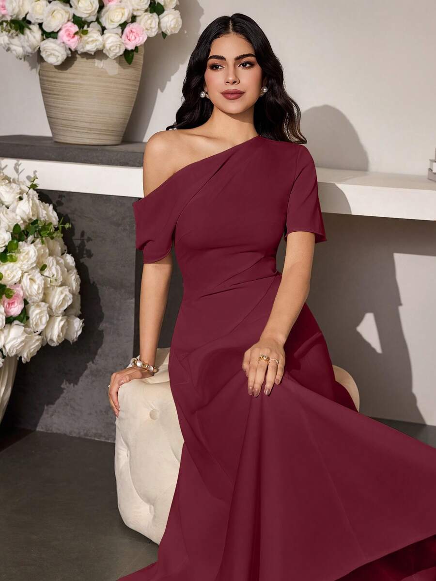 Modelyn 女式春夏不对称不对称领口简约腰部连衣裙 - 酒紅色 - 查看 1