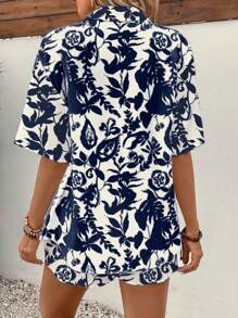 SHEIN VCAY Conjunto de 2 piezas de top con cuello polo y botones con estampado floral y geométrico casual, y shorts, adecuado para verano, vacaciones, playa - Multicolor - Ver 2