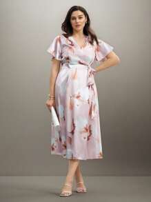 SHEIN Clasi Vestido de talla grande para mujer con estampado floral elegante, cuello en V, mangas con volantes, cintura con nudo, y largo hasta la pantorrilla. Apto para primavera y verano.