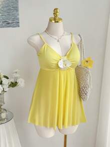 SHEIN EZwear Große Größen Sommer Strandurlaub Gelbes lässiges Slip-Kleid mit Rüschen