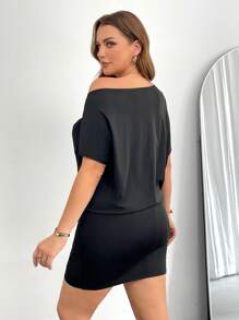 SHEIN Essnce 女士大码夏季连衣裙。黑色休闲连衣裙，露肩连衣裙，单肩连衣裙，夏季女士休闲连衣裙，露肩连衣裙，黑色迷你连衣裙，外出连衣裙 - 黑色 - 查看 2