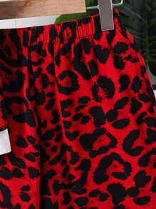 2 件套青少年男孩休闲度假豹纹花卉图案翻领衬衫和短裤套装，适合通勤、上学、休闲、运动、春夏季