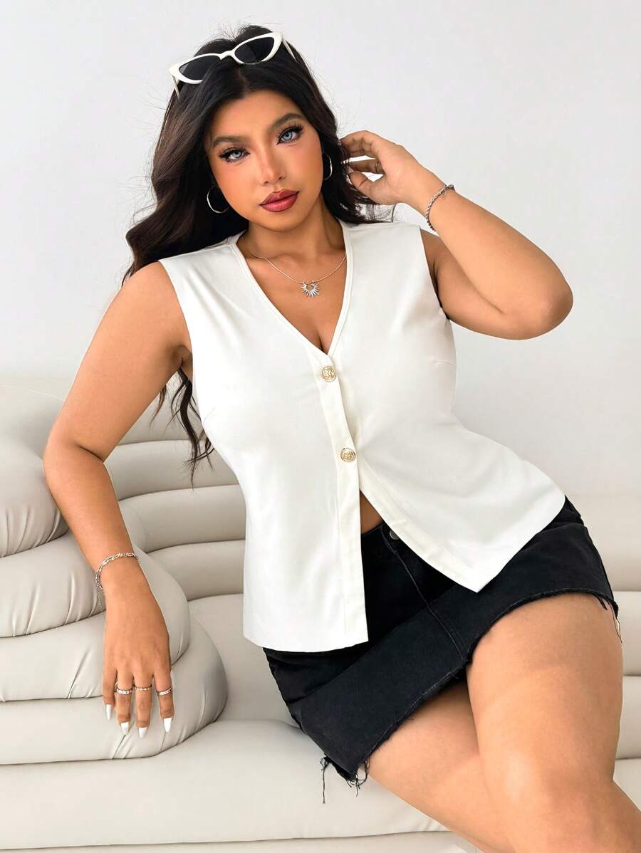 SHEIN EZwear Plus Size Casual Solid Color Button Hem Split Hem Sleeveless Top - Beige - View 1