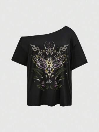 T-shirt noir basique asymétrique sexy avec imprimé de papillon et de lune/étoile, style gothique/esthétique sombre, pour grande taille, style vintage streetwear pour l'été