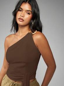MISSGUIDED ملابس علوية كاجوال حفلات مساء ارتداء الصيف المنتجع، ذات كتف واحد بتفصيل خاتم الجانب رابط جانبي ، قماش خيزران مطرح جانبي غير متماثل الياقة - قهوة بني - مشاهدة 5