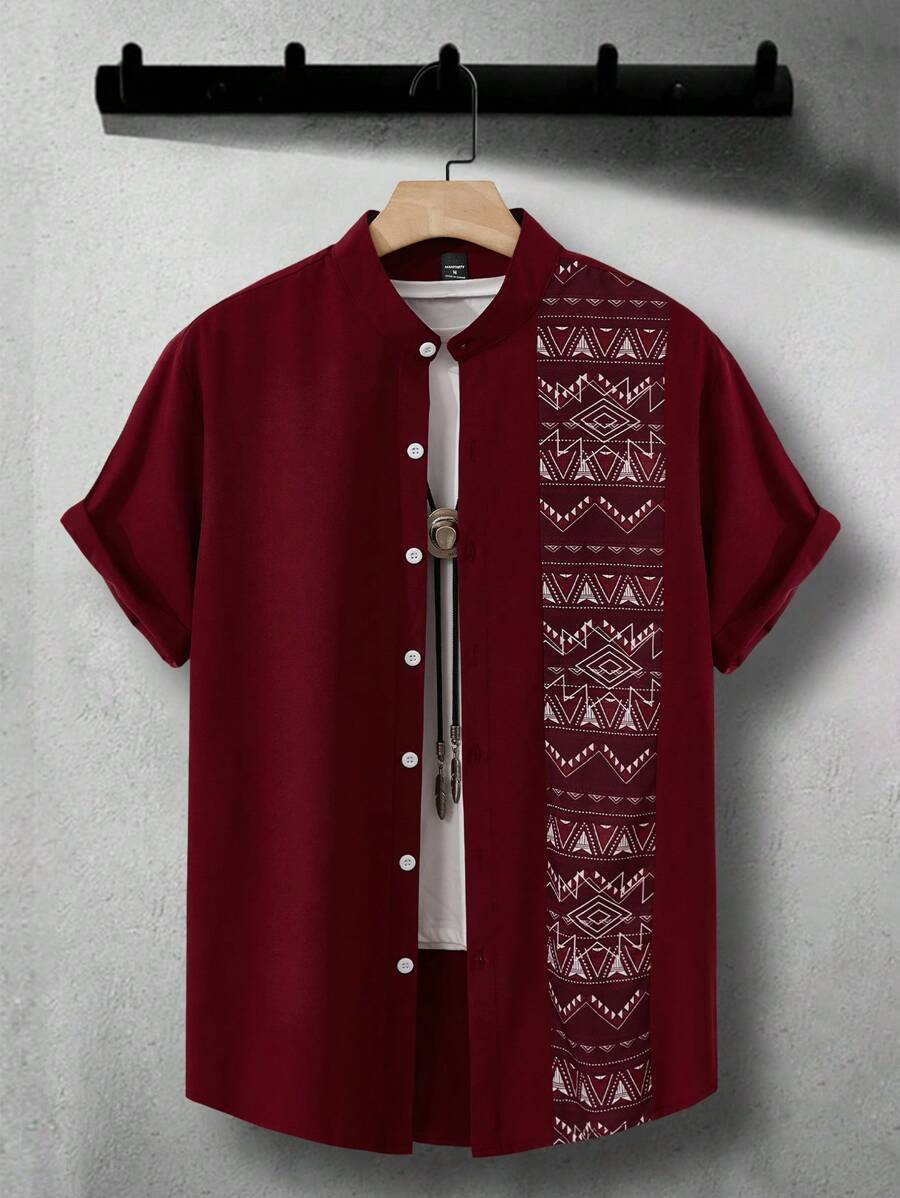 Manfinity Homme 男士休闲时尚短袖衬衫，修身小立领，复古图案设计，浪漫风格，适合度假、休闲场合、社交聚会、通勤、庆典、节日礼物 - 酒紅色 - 查看 1