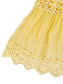 Ellevyn V 领蕾丝拼布扇形饰边，荷叶边腰部和喇叭袖，黄色优雅夏季海滩度假休闲连衣裙 - 黃色 - 查看 11