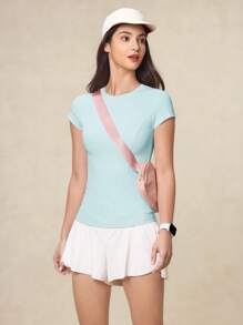 OutZeal Maglietta tecnica sportiva da donna OutZeal, aderente, traspirante, in morbido tessuto in nylon, ideale per allenamenti e attività fisica