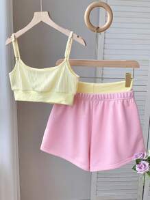 Comfortcana 女士休闲街头时尚字母印花短款上衣和二合一短裤套装，夏季字母印花背心和撞色拼接长裤，奶油黄和粉色，可爱的衣服 - 彩色 - 查看 2