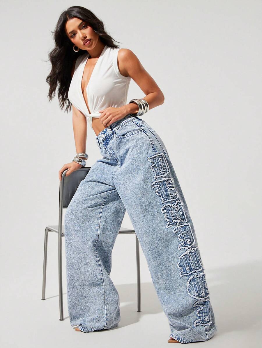 Denimoi Verbiage 磨边补丁宽松牛仔裤 - 淺色水洗藍 - 查看 1