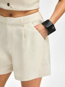 Quần short thường ngày xếp ly màu trơn cho nữ - Màu be - Xem 3