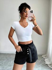SHEIN Clasi Short à taille sac en papier à rayures noires et blanches, avec ceinture, large jambe, été casual pour femmes - Noir - Voir 3