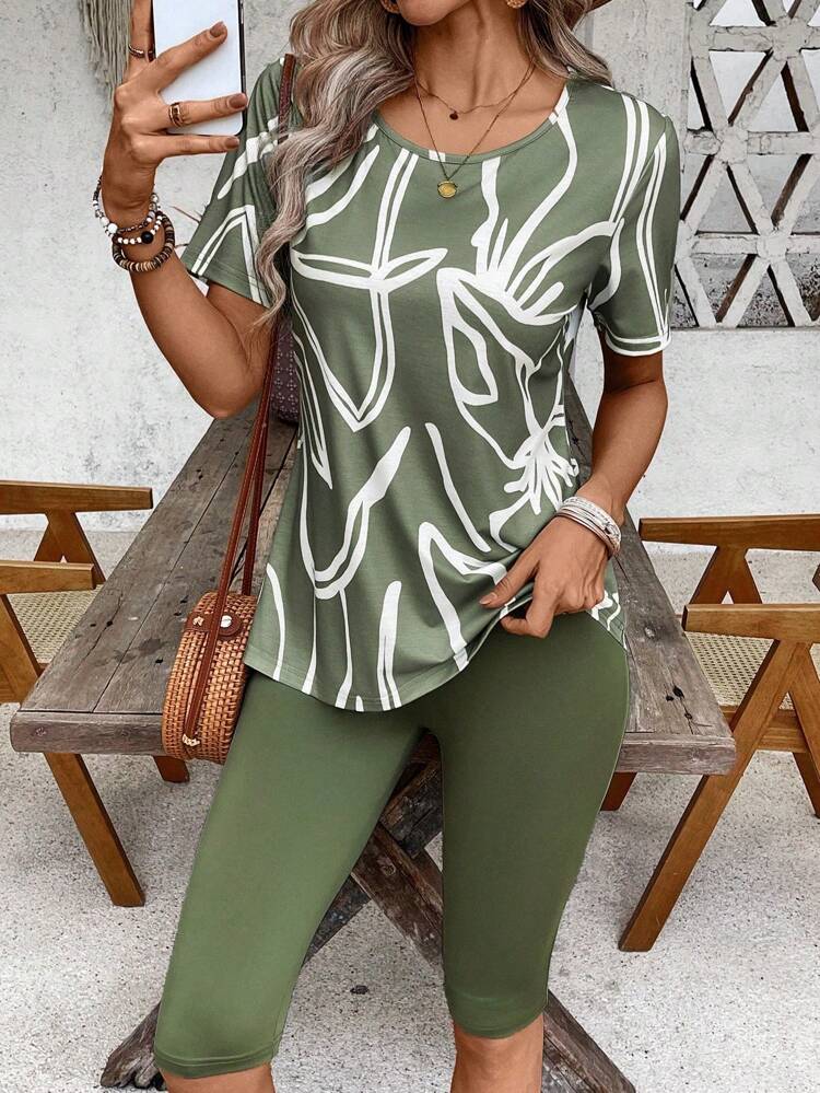 2pcs Plus Size Women Elegant Casual Printed T-Shirt & Shorts Set,Sage Green Two Pieces Summer Set ,Beach Outfits For Woman,For Summer Holiday,Country Concert Outfit,Bohemian Clothes,Vacation Outfit,Western Wear Women,Office Outfits For Women,Graduation Outfit Two Pieces Set Women Short Sleeve 2 Pieces Casual Sets Woman,Flower/Spring