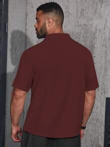 Manfinity Homme Camisa de manga corta informal/de negocios de unicolor y con solapa única para hombres de talla grande - Burdeos - Ver 2