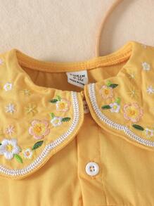 SHEIN Playful Pals 女婴休闲连体衣，荷叶边领，刺绣花卉图案，无袖，适合户外玩耍或舒适的家居穿着，用途广泛