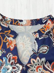 SHEIN LUNE Plus Size Women's Cashew Flower Pattern Short Sleeve Blouse, Round Neck Ruffle Loose Top, Spring/Summer - Multicolor - View 3