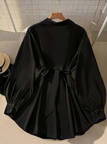 SHEIN CURVE+ Blusa de mujer con mangas de farol largas y decoración metálica, elegante y de moda