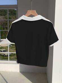 Comfortcana Tricou retro american cu imprimeu color block și guler polo, ajustat - Alb-negru - Vizualizare 2