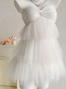 Sweetina Váy mini xếp nếp hở lưng lưới trắng quấn phía trước cho nữ, váy nghỉ dưỡng dễ thương giản dị - trắng - Xem 8