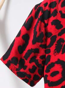 2 件套青少年男孩休闲度假豹纹花卉图案翻领衬衫和短裤套装，适合通勤、上学、休闲、运动、春夏季