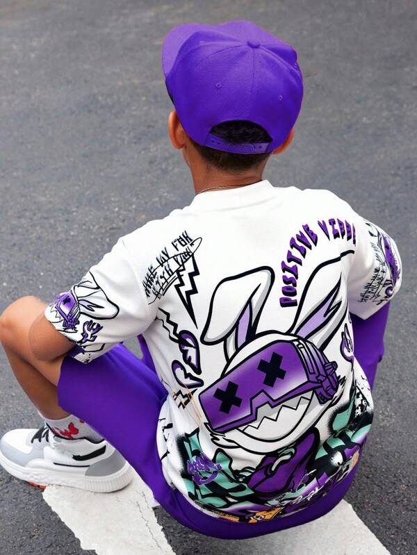 SHEIN Conjunto de 2 piezas para niño preadolescente de camiseta de manga corta de cuello redondo y pantalones cortos de estilo urbano