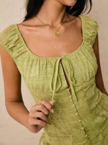 Poéselle 女士提花面料纽扣门襟绿色上衣浪漫可爱前系带提花设计泡泡袖时尚上衣 - 綠色 - 查看 3