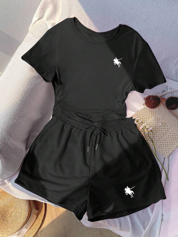 Set 2 bucăți/set pentru femei, tricou și pantaloni scurți cu imprimeu casual Knight, potrivit pentru vară
