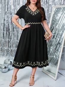 SHEIN Clasi 弧形加大码女式黑色优雅金色刺绣腰部收紧 A 字长裙、商务休闲女装、外出装、情人节、情人装、夏季/春季装、复古装、女式工作服、老钱风格女装、办公室装、度假装、情人节服装、优雅女式连衣裙、女式生日装、女式婚礼宾客礼服、端庄女式连衣裙 - 黑色 - 查看 5