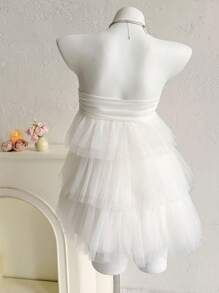 Sweetina Váy mini xếp nếp hở lưng lưới trắng quấn phía trước cho nữ, váy nghỉ dưỡng dễ thương giản dị - trắng - Xem 4